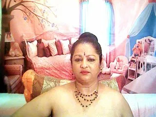 Live sex webcam photo for matureindian #287967398