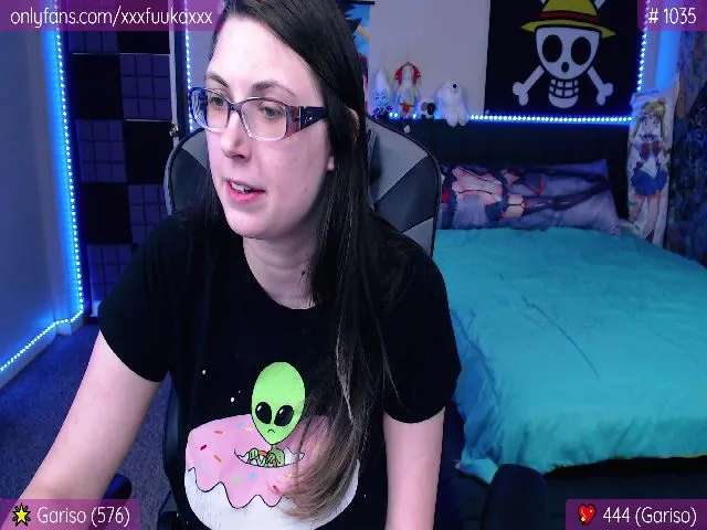 Live sex webcam photo for XFuukaX #255270680