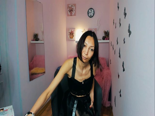 Live sex webcam photo for NicoleDevlin #263613251