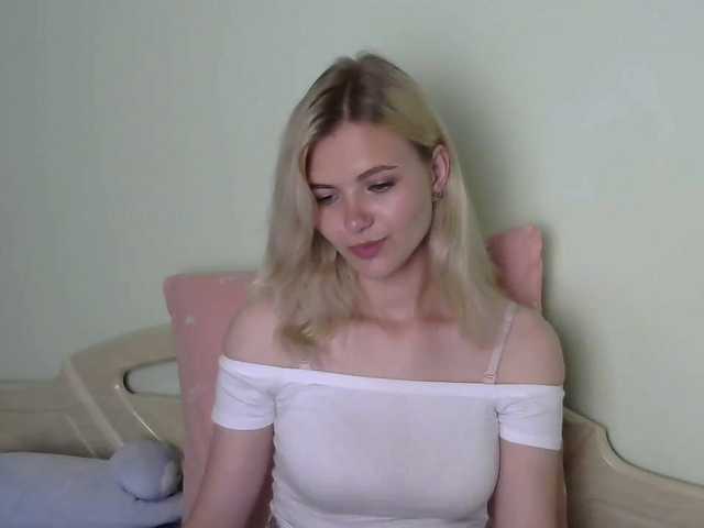 Live sex webcam photo for LadyLayla #253247824