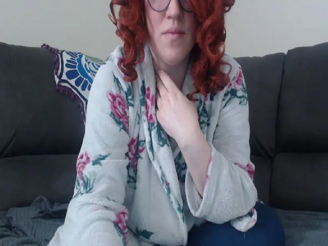 Live sex webcam photo for SmexyGigi #261095716