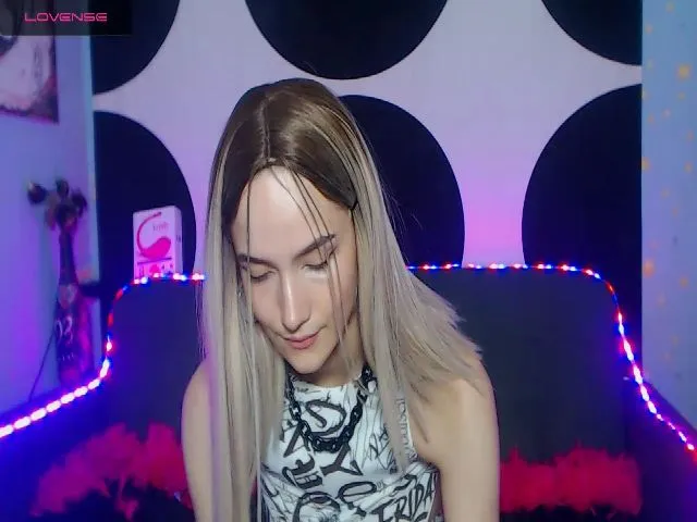 Live sex webcam photo for Kacey_K #262861918