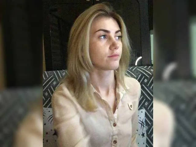 Live sex webcam photo for TastyBeby #247428601