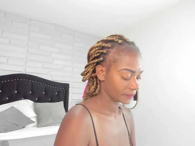 Live sex webcam photo for Natassha #241210630