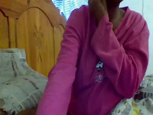 Live sex webcam photo for IndianvixxenX #262998058