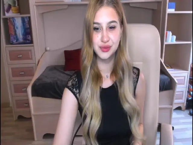 Live sex webcam photo for Playmind #263666237