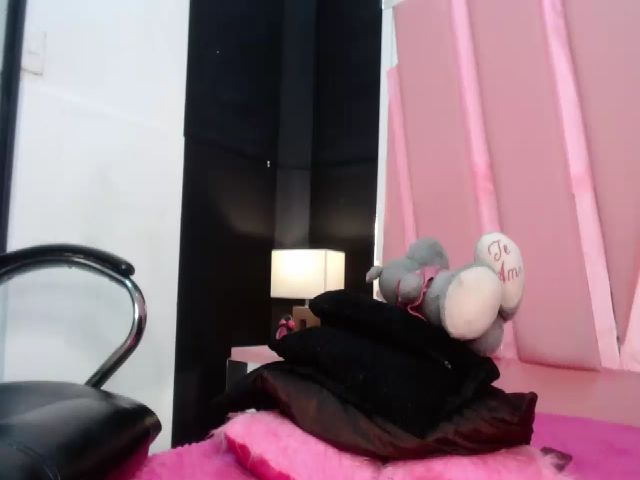 Live sex webcam photo for avriljhonson #255702039