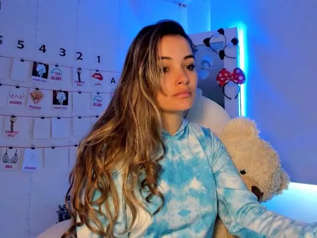 Live sex webcam photo for NiaStone #241296779