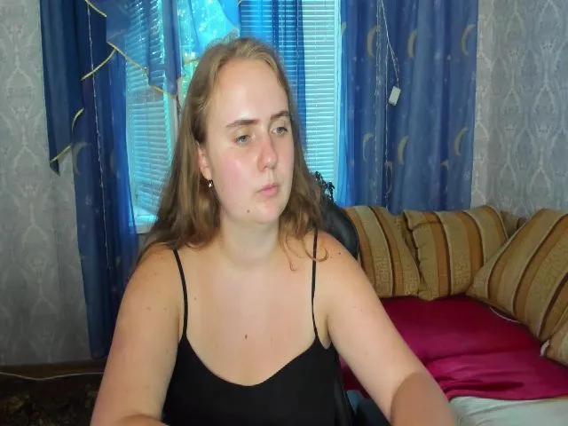 Live sex webcam photo for MaryKent #255098021