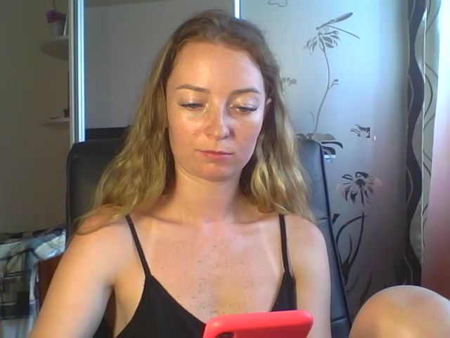 Live sex webcam photo for Milana_Candy #254762671