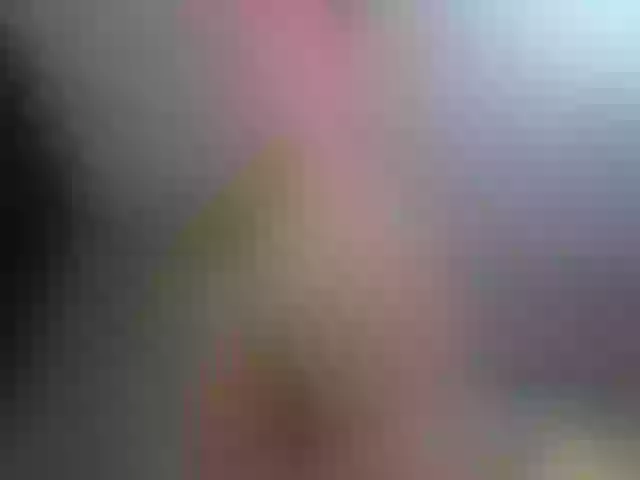 Live sex webcam photo for Alesia_ #252630919