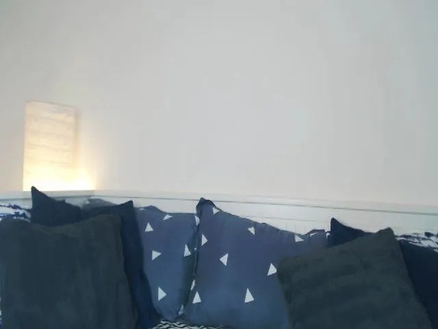 Live sex webcam photo for EveGoddes #262075830