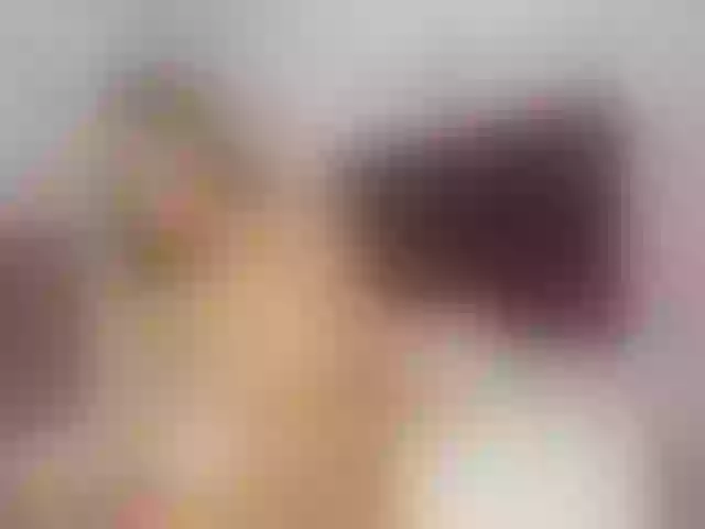 Live sex webcam photo for LittleRed2u #263553030