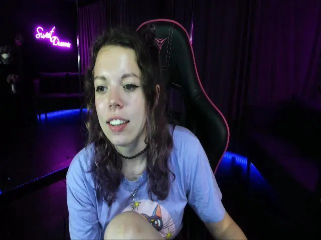 Live sex webcam photo for ClancyOsborne #254240106