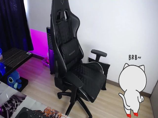 Live sex webcam photo for BiancaMiller #264949032