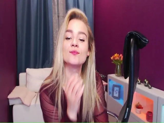 Live sex webcam photo for Kara_Smith #255473244