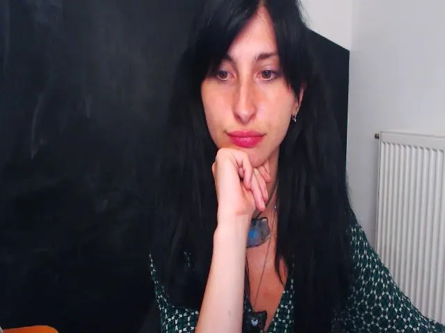 Live sex webcam photo for SnowSpacee #252660920