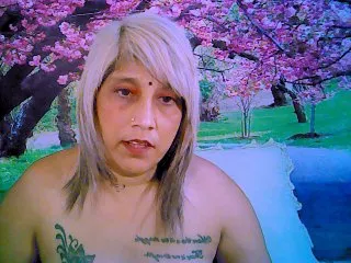 Live sex webcam photo for indianroxy #287933001