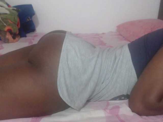 Live sex webcam photo for Daizy-cooper #241423216