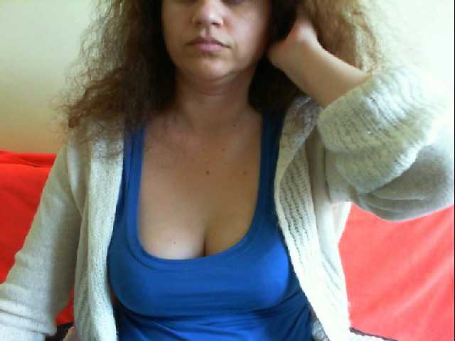 Live sex webcam photo for Colina25 #241363742