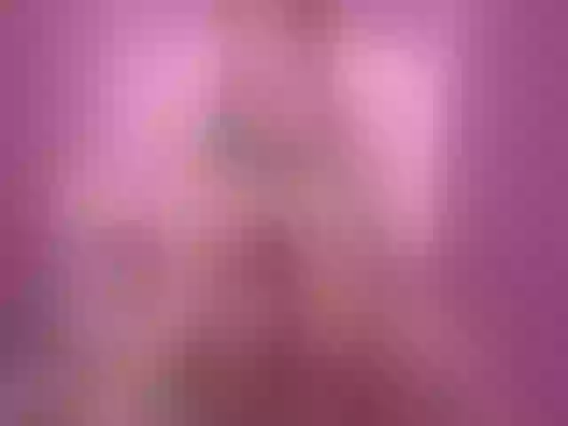 Live sex webcam photo for PtiMermaid #254363085