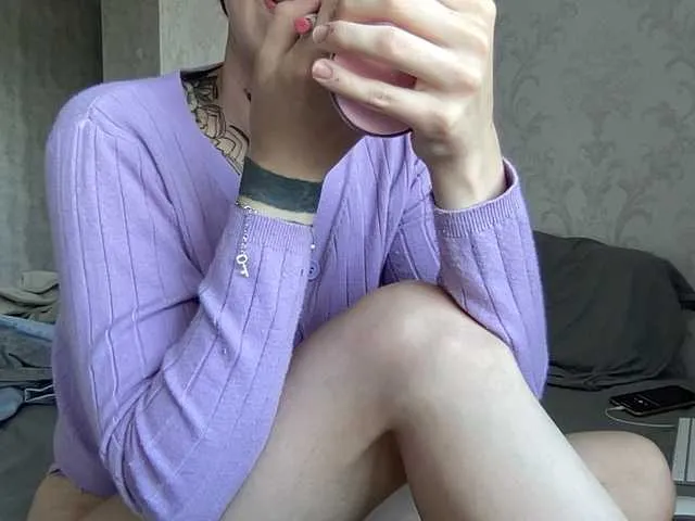Live sex webcam photo for 669Aleksa669 #258606540
