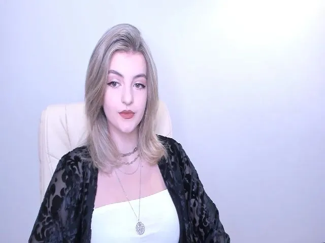 Live sex webcam photo for HelelGretta #252613724