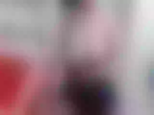 Live sex webcam photo for JullieMilf #253716409