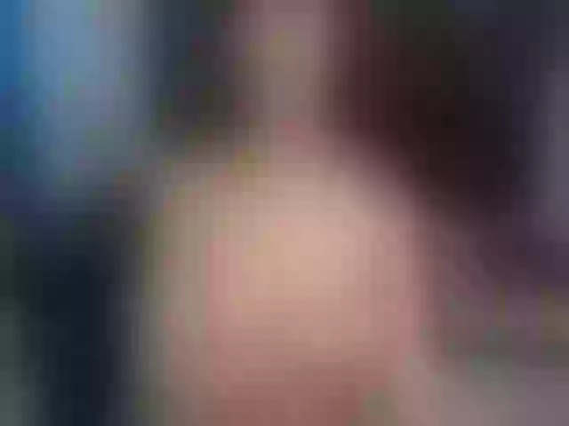 Live sex webcam photo for AngeelJones #261669685