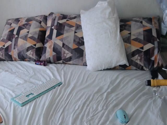 Live sex webcam photo for TifanyGold #259956586