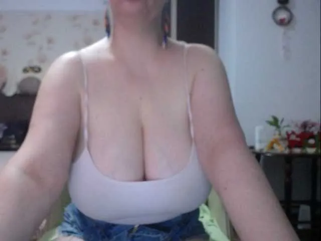Live sex webcam photo for mary-x #251786212