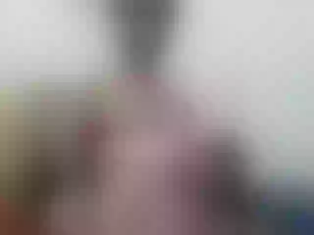 Live sex webcam photo for LouiseJenkin #249291650