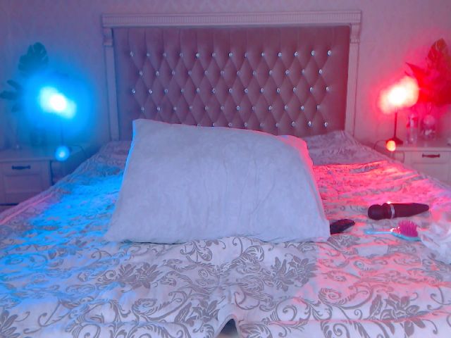 Live sex webcam photo for Sarah_Pink #254610986