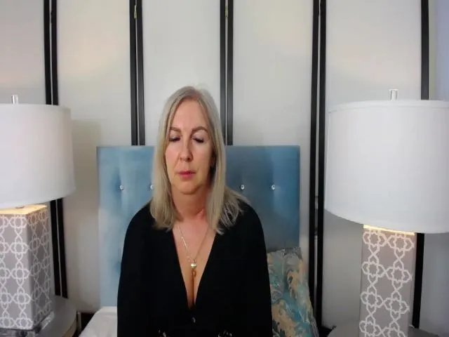 Live sex webcam photo for EricaSexyX #263232886