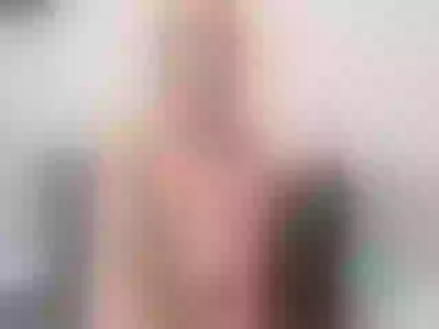 Live sex webcam photo for SquirtMadame #257081436