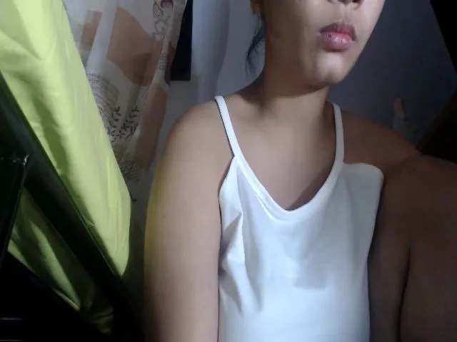 Live sex webcam photo for HotpukiLuver #257814284