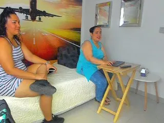 Live sex webcam photo for NicolleJordan #240610323