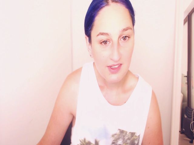 Live sex webcam photo for wetkittycum #254888237