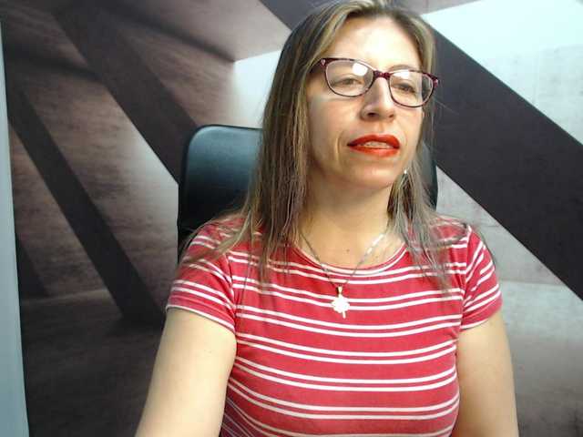 Live sex webcam photo for maturehot-1 #241632930