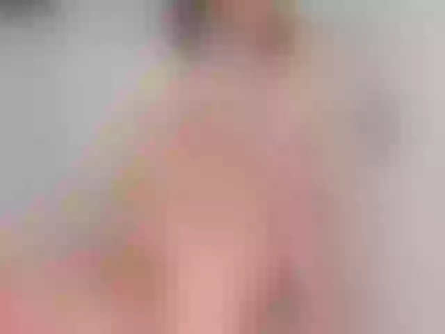Live sex webcam photo for Lizztayler91 #264578880