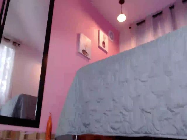 Live sex webcam photo for Delila_Roy #263290564