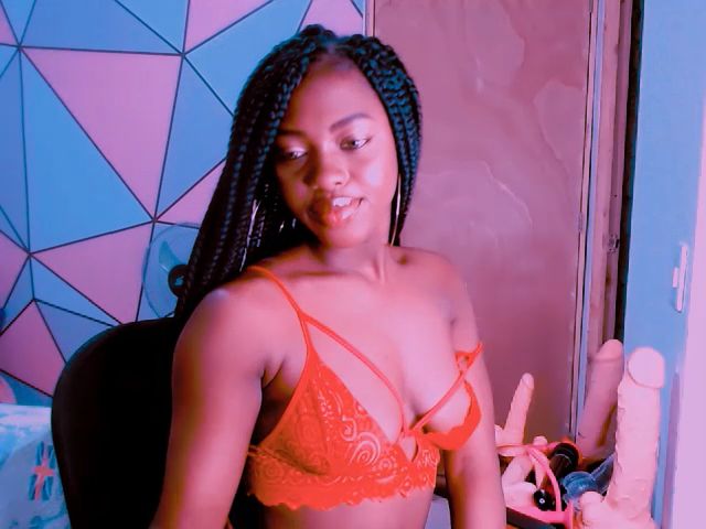 Live sex webcam photo for Sweetcarafu #264642289