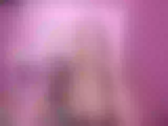 Live sex webcam photo for PtiMermaid #261824918