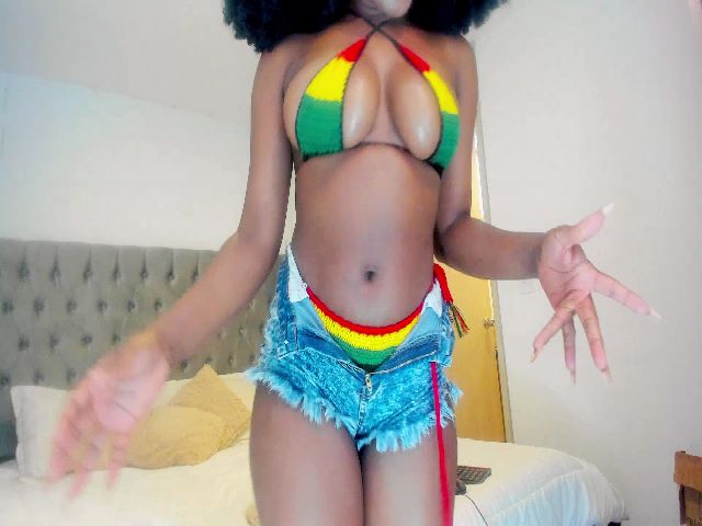 Live sex webcam photo for Afro__Goddess #257733448