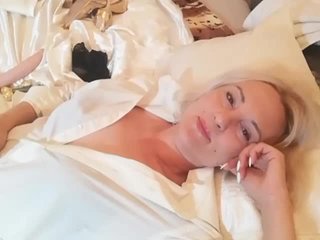 Live sex webcam photo for Eva906090 #240497793