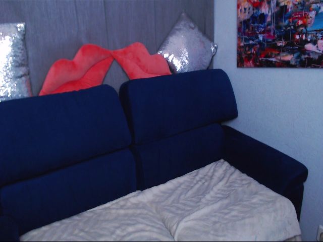 Live sex webcam photo for SweetOrangeK #252857404