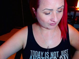 Live sex webcam photo for DarkWoman666 #240579080