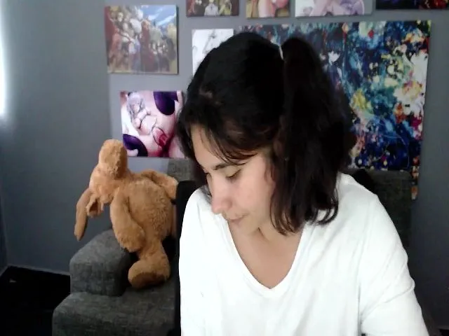 Live sex webcam photo for Jade_leon_ #263271162