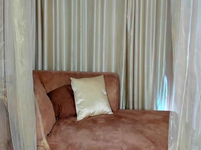 Live sex webcam photo for AdySweet #253992108