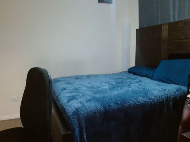 Live sex webcam photo for eva_sirenity #260622647